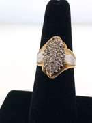 Fashionable 10kt Diamond Cluster Ring