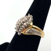 Pretty 14kt Yellow Gold Round Diamond Cluster Ring