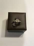 Ladies 18k white gold and diamond engagement ring. 1.55 carat in total weight