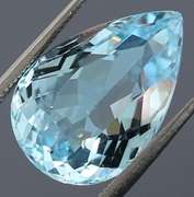 Premium sky blue 9.45ct pear cut Topaz