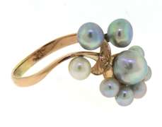 Elegant Grey and White Pearl Flower Yellow Gold Ring