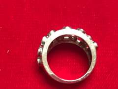 Ladies 18K white gold diamond band