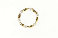 14K Yellow Gold Pearl Scalloped Round Statement Pendant