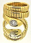 Designer  and very Rare 18k gold Ring