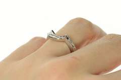 14K White Gold 0.35 Ctw Diamond Curved Wedding Band Ring