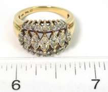 Flashy Diamond Cluster Ring in Yellow Gold