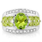 PRETTY ! PERIDOT STERLING SILVER RING
