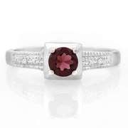 SUPERB ! 3/5 CARAT GARNET & DIAMOND STERLING SILVER RING