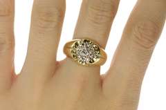 14K Yellow Gold 0.87 Ctw Diamond Cluster Retro Statement Ring
