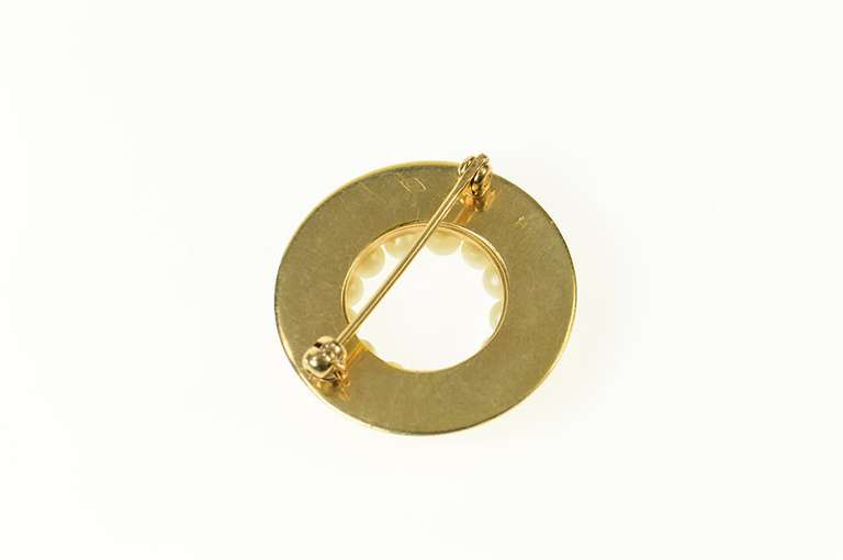 14K Yellow Gold Retro Classic Pearl Grooved Swirl Circle Pin/Brooch