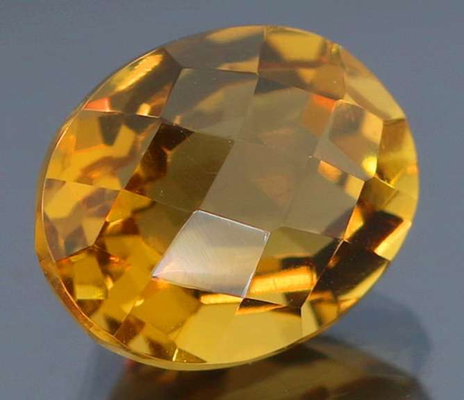 Gorgeous 5.11ct checker top golden orange Citrine