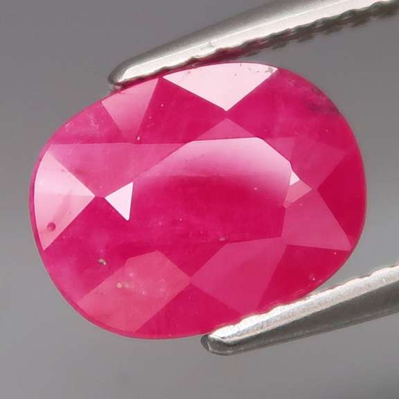 Ravishing violet pink 2.86ct ruby -Heated only!