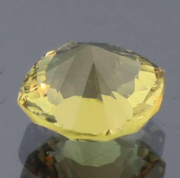 Strinking 3.33ct concave cushion burnished gold Citrine