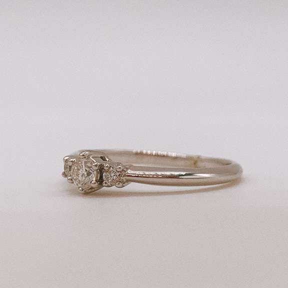 14kt Solid White Gold Diamond Band Ring