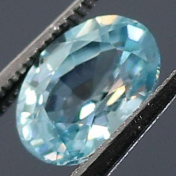Brilliant! 1.93ct diamond luster blue Zircon