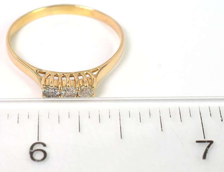Sweet 3-Stone Diamond Ring in 14KT Yellow Gold