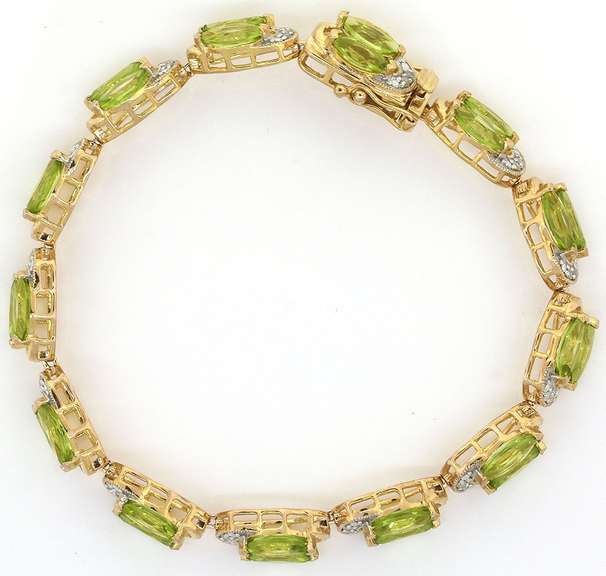 Stately Peridot & Diamond Bracelet in Vermeil