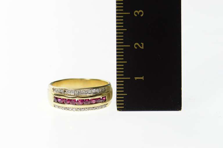 14K Yellow Gold Tiered Diamond Ruby Classic Wedding Band Ring