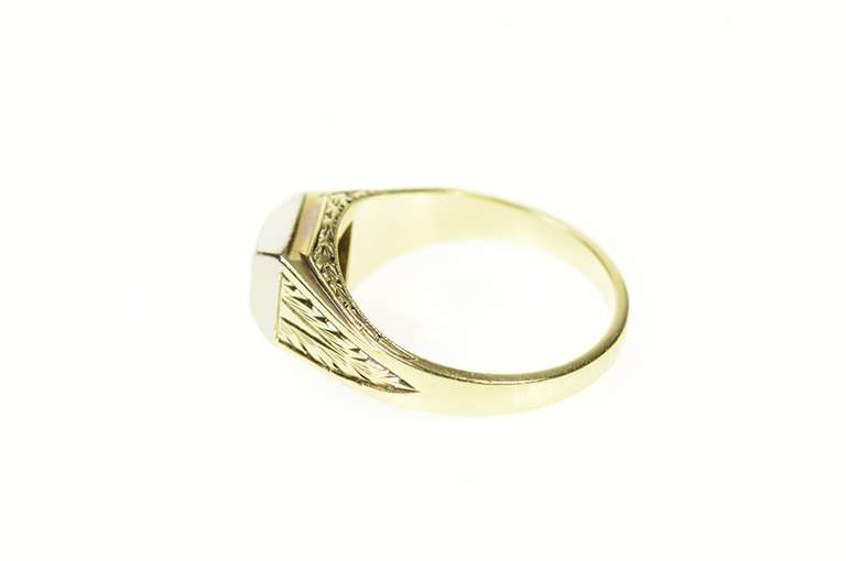 14K Yellow Gold Art Deco Squared Diamond Leaf Etched Wedding Ring