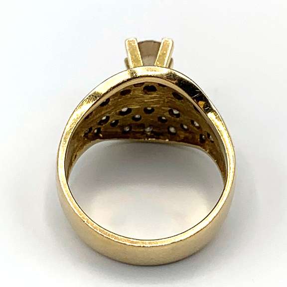 Vintage 18KT Yellow Gold Wide Band