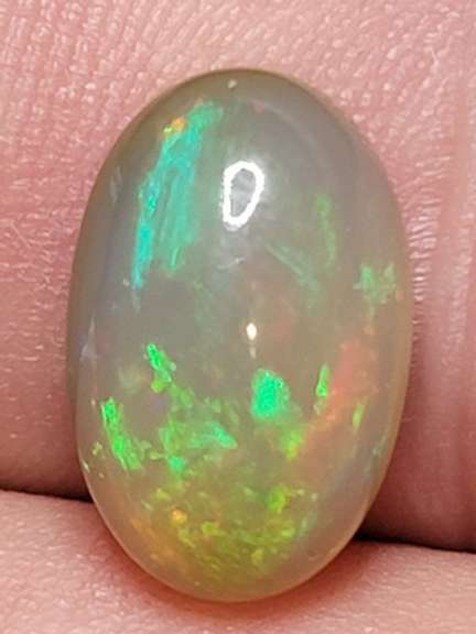 Substantial 4.19ct Welo semi-black Opal