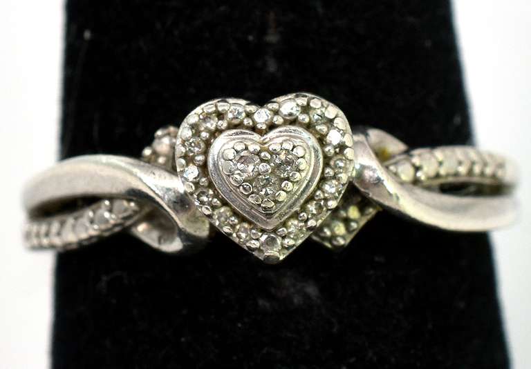 Precious Diamond-Studded Heart Ring in Sterling Silver