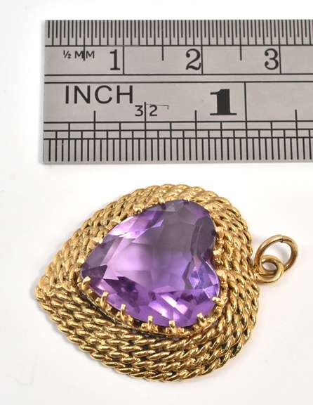 Bole Amethyst Heart Pendant