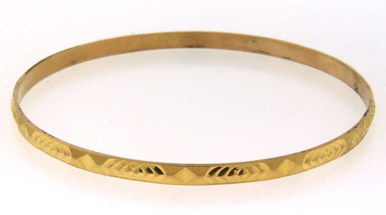 Majestic 21kt Pair of Matching Bangles