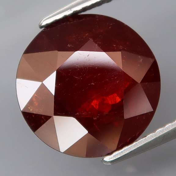 Rich black cherry 7.00ct Spessartite Garnet