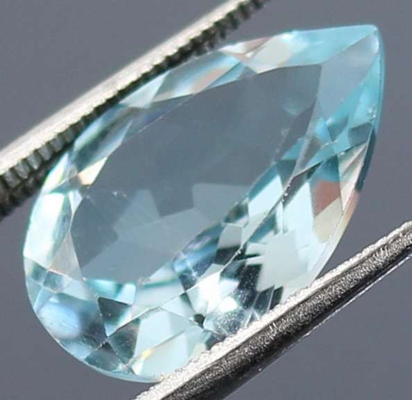 Gorgeous 5.84ct pear cut Swiss blue Topaz