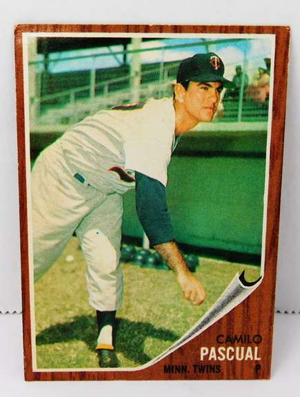 Camilo Pascual 1962 Topps Baseball Card