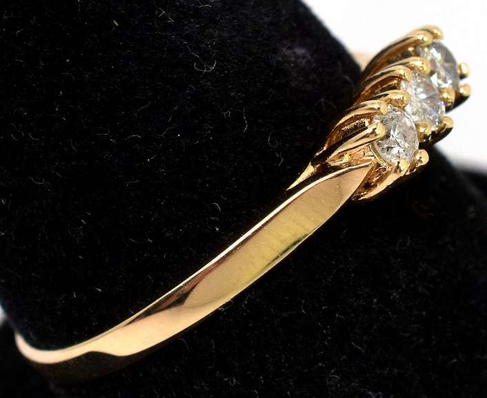 Sweet 3-Stone Diamond Ring in 14KT Yellow Gold