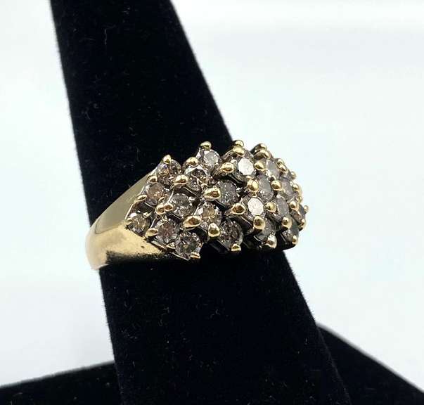 14 KT Yellow Gold Diamond Cluster Ring