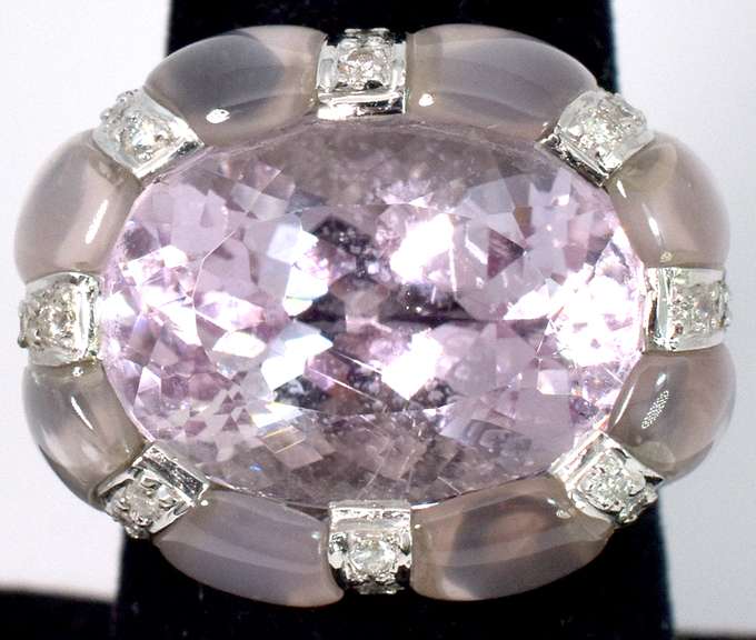 Jaw-Dropping Kunzite Ring in 18KT White Gold