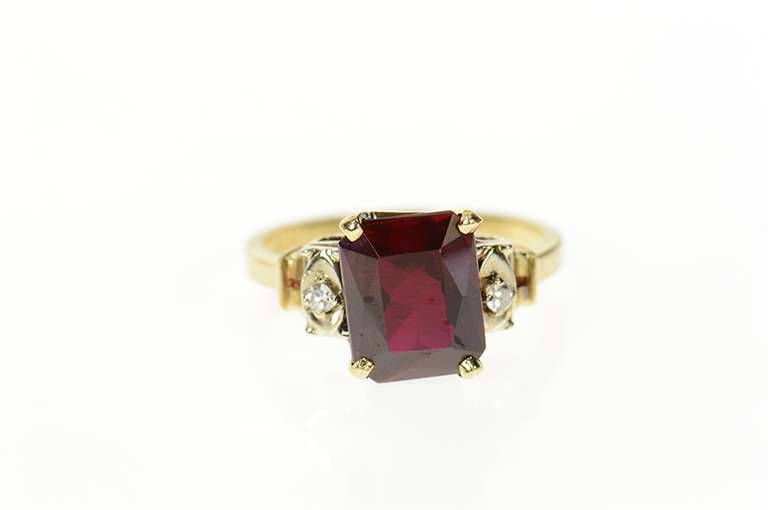 14K Yellow Gold 1940's Syn. Garnet Diamond Accent Classic Ring