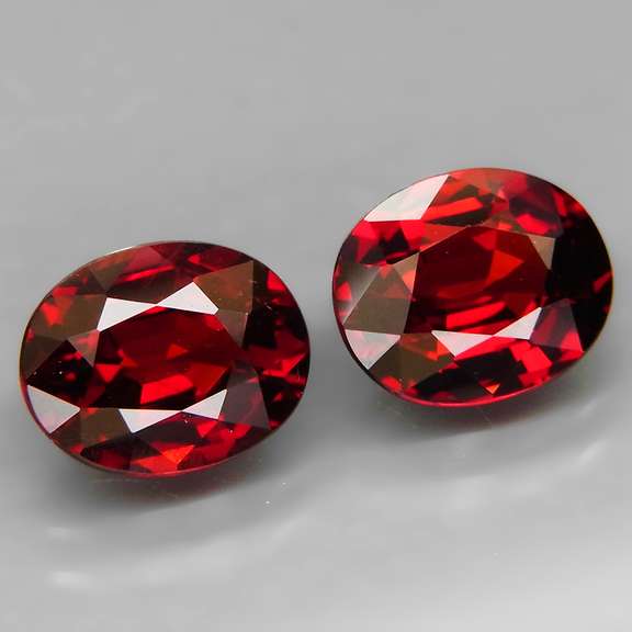 Ravishing 4.24ct rich cherry red Spessartite Garnet set