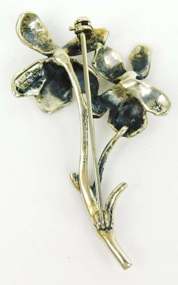 Pretty Sterling Silver Flower Brooch