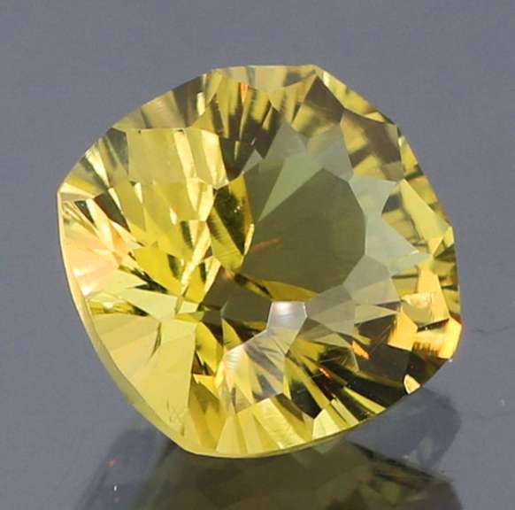 Strinking 3.33ct concave cushion burnished gold Citrine