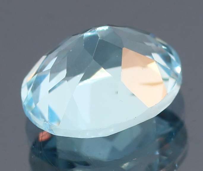 Stunning 4.81ct platinum blue Topaz