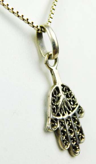 Sterling Hamsa Hand Pendant & Chain