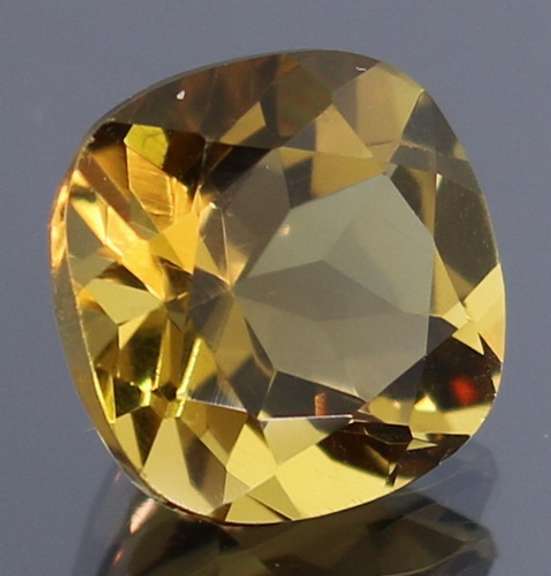Glistening 7.06ct cushion cut whiskey Citrine
