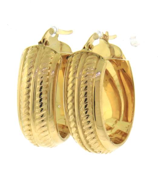 Amazing Yellow Gold Ribbed Oval Hoop Earrings