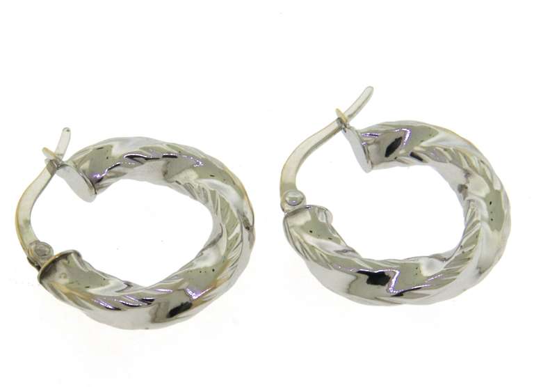 Nice 18kt Twisted Hoop Earrings