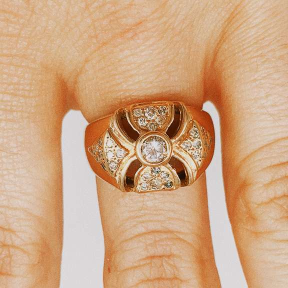 14kt Yellow Gold & Diamond Ring