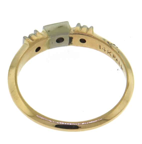 Special Yellow Gold Diamond Ring
