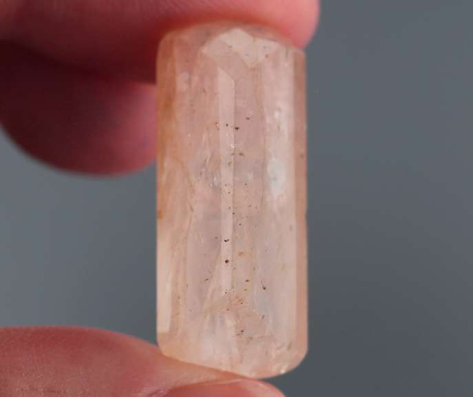 Massive! 31.93ct untreated collectors Morganite
