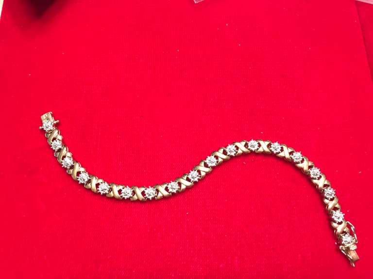 LADIES 14K YELLOW GOLD DIAMOND BRACELET