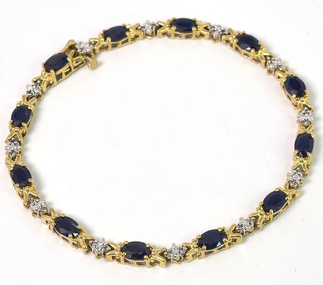 Luscious Sapphire & Diamond Chip Bracelet in Yellow Gold