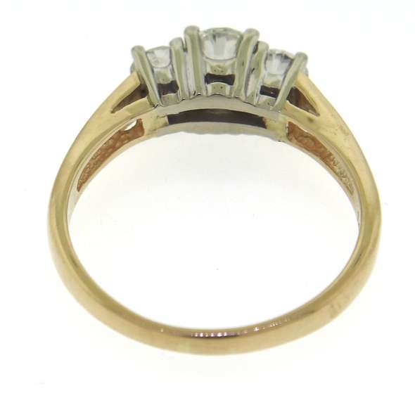 Impressive Yellow  Gold 3 Diamond Ring