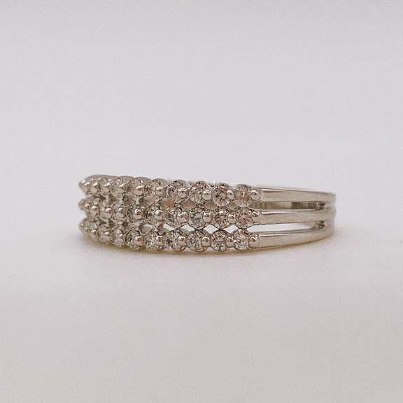 14kt Solid White Gold Diamond Band Ring